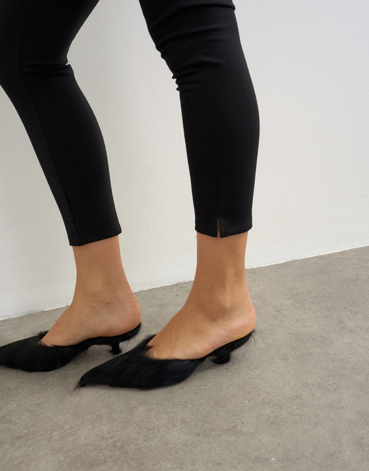 Topshop ponte cropped split hem leggings in black