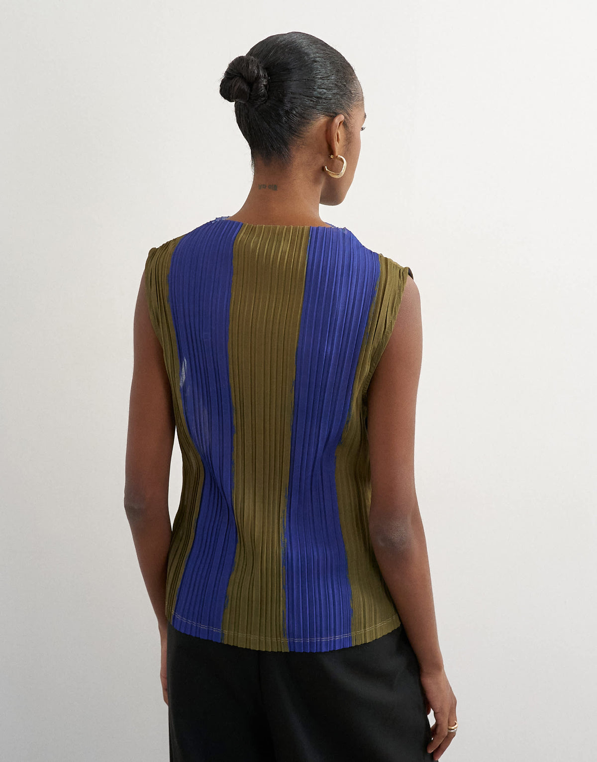 Topshop high neck plisse sleeveless top in stripe