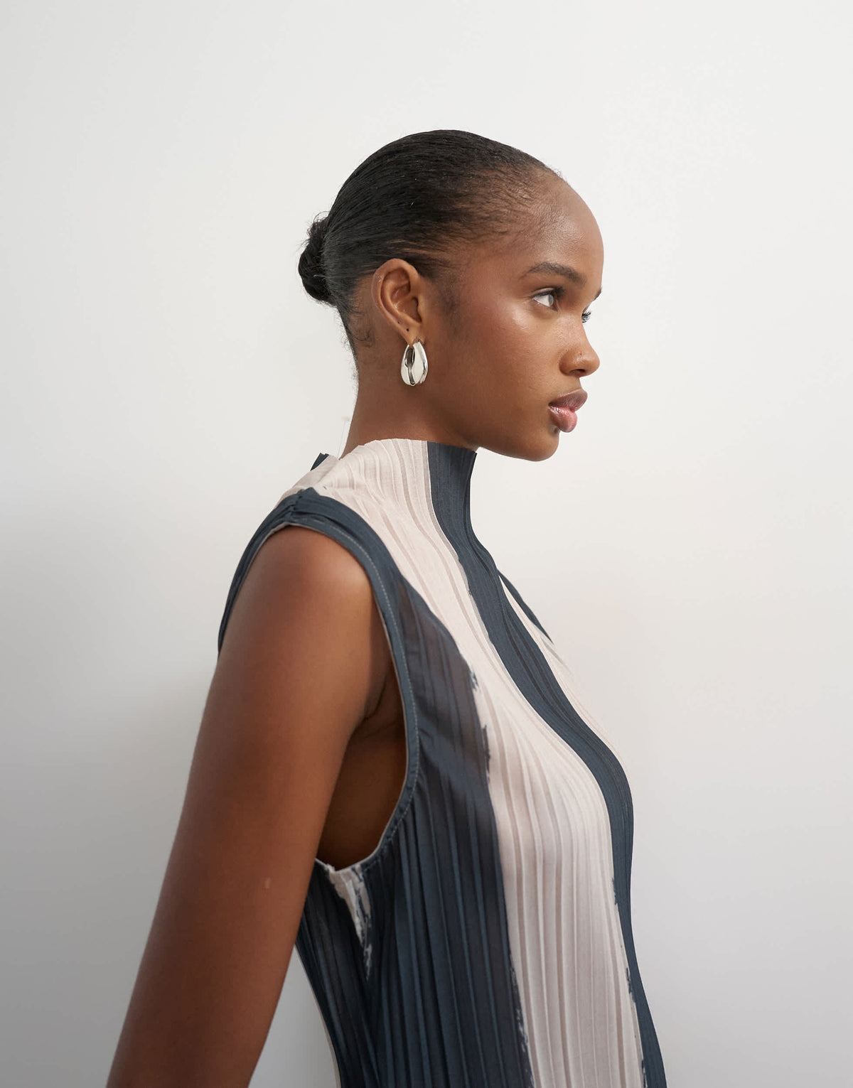 Topshop high neck sleeveless plisse top in mono stripe