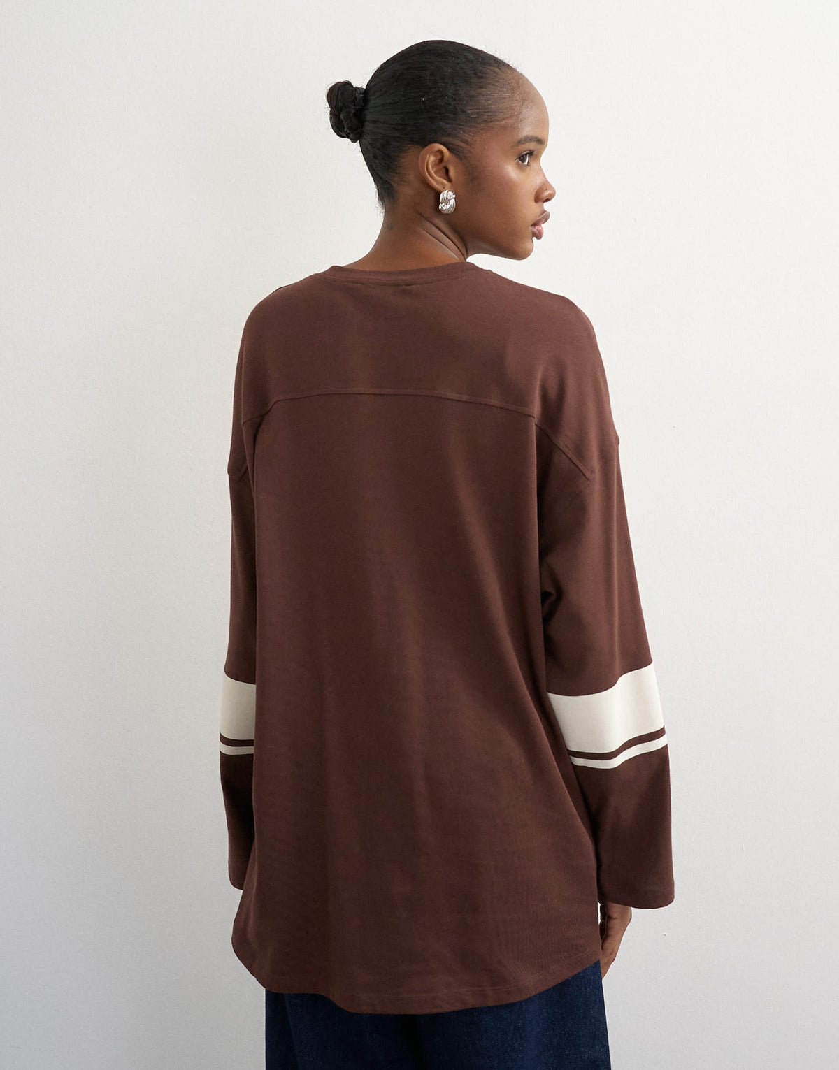 Topshop long sleeve skater '92' graphic t-shirt in chocolate