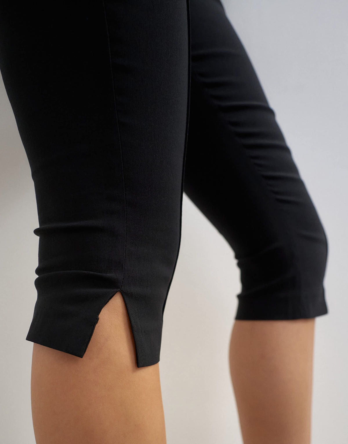 Topshop capri trouser in black