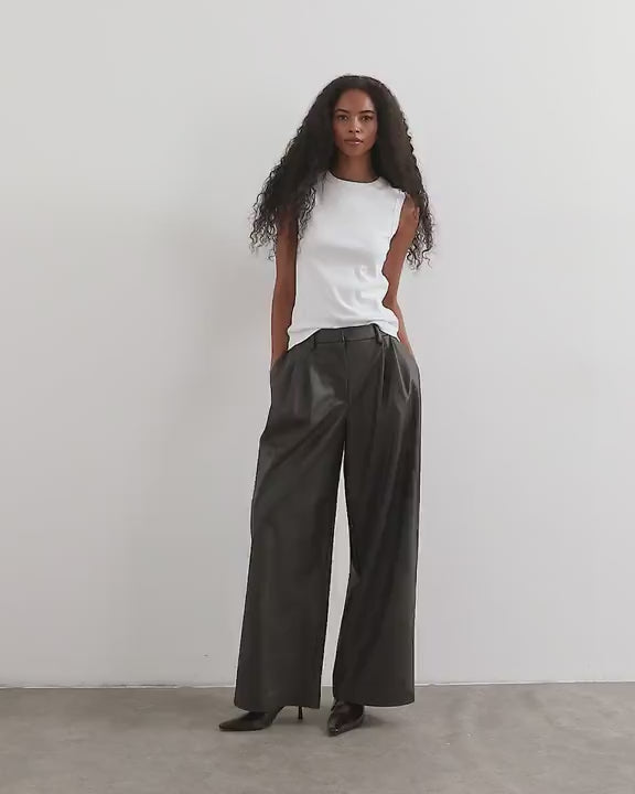 Topshop faux leather pleated in espresso