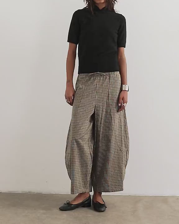 Topshop ovoid mid length trouser in brown check